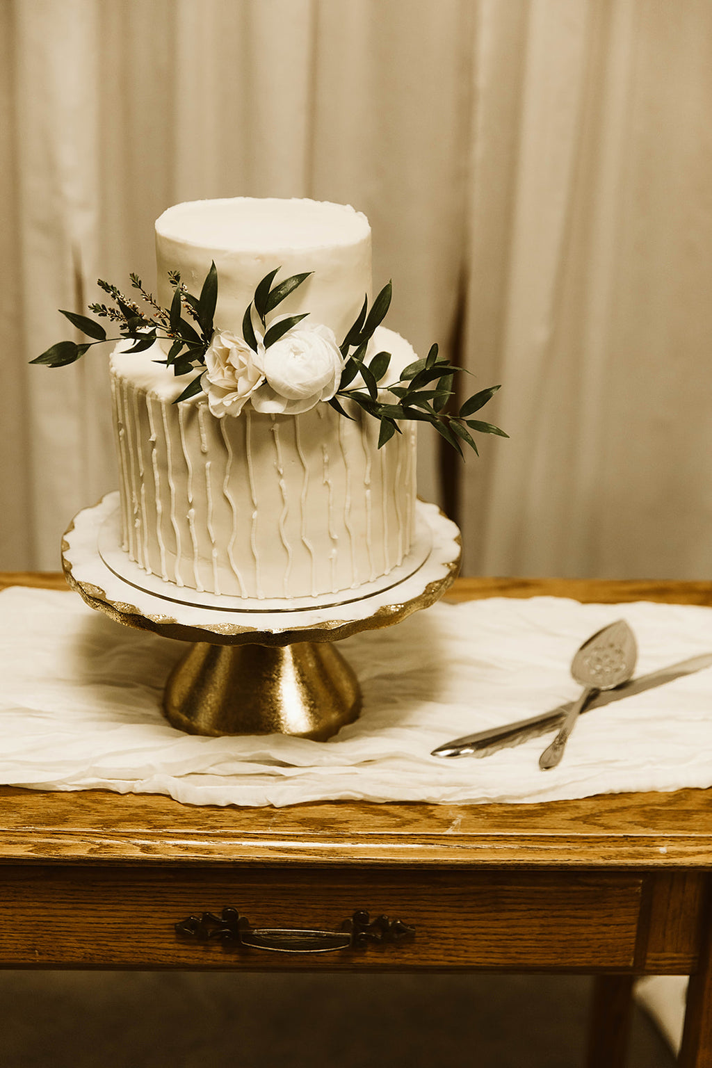 Gold Marble Cake Stand